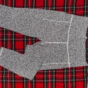 Athleta Salutation Stash Black White Leopard Textured